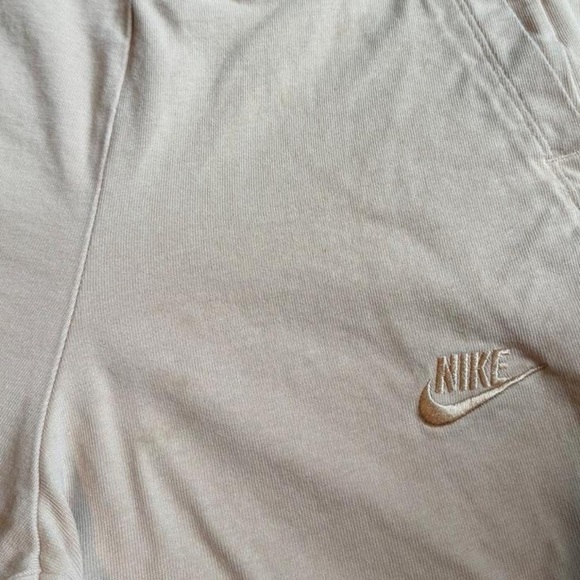 Women’s Nike Wide Leg Cropped Sweatpants Small Khaki Tan - Picture 2 of 5